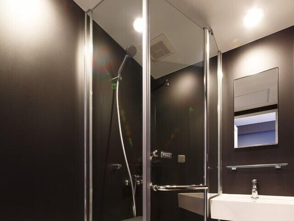 Double Room, Non Smoking | Bathroom shower