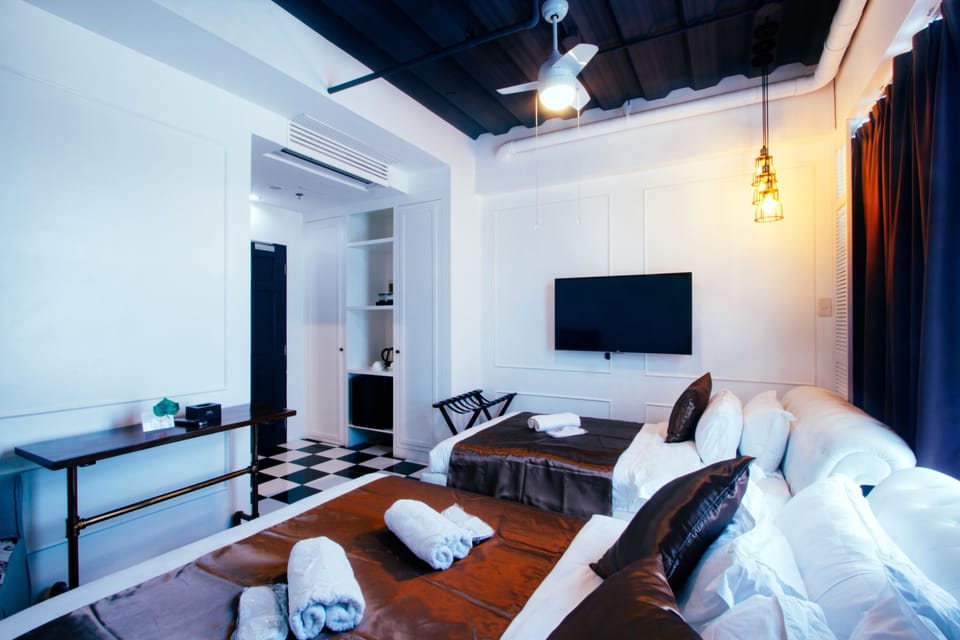 Premier Room | In-room safe, WiFi (free)