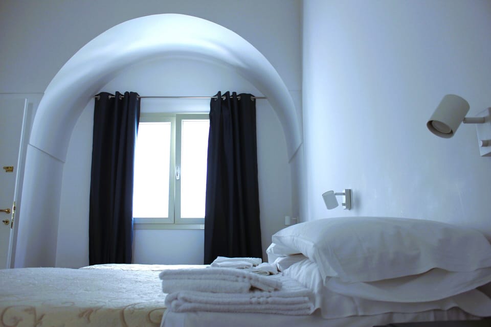 Double or Twin Room, Accessible | Desk, iron/ironing board, free WiFi