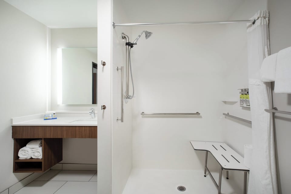 Free toiletries, hair dryer, towels