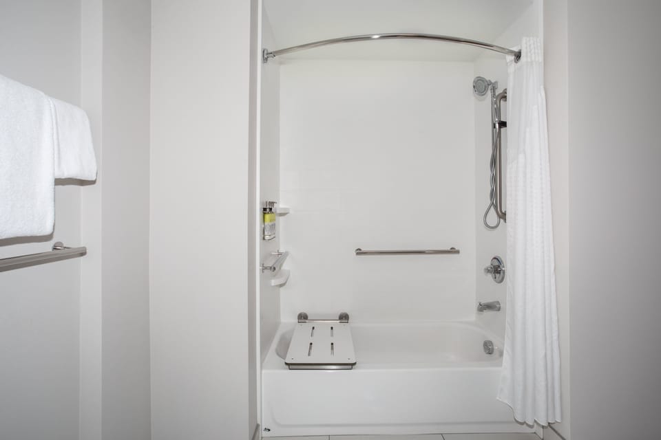 Free toiletries, hair dryer, towels