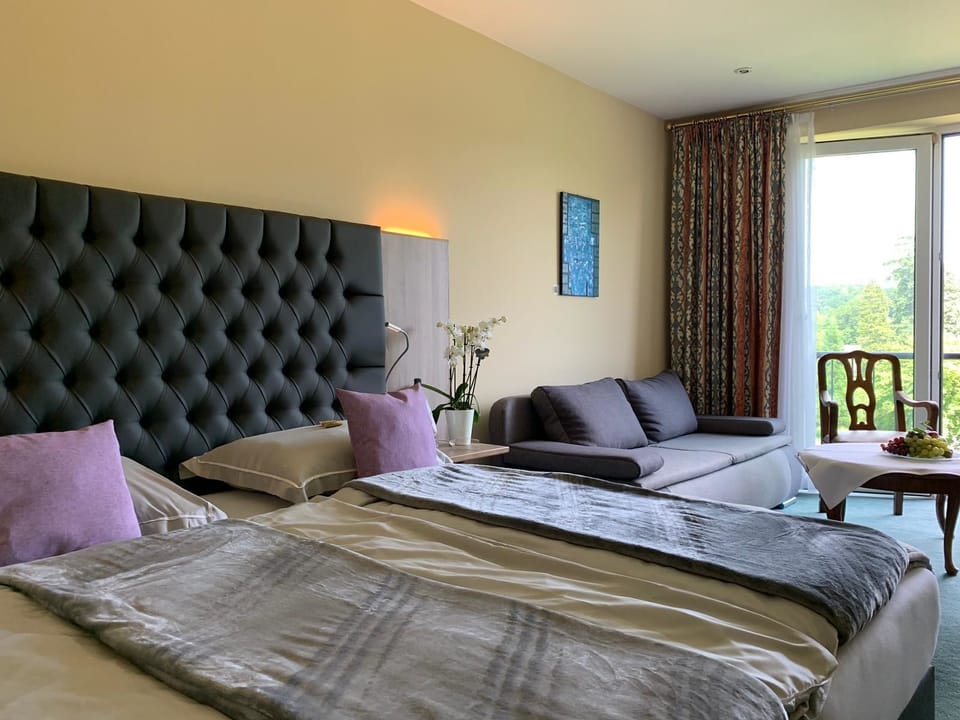 Comfort Double Room | Premium bedding, down comforters, desk, laptop workspace