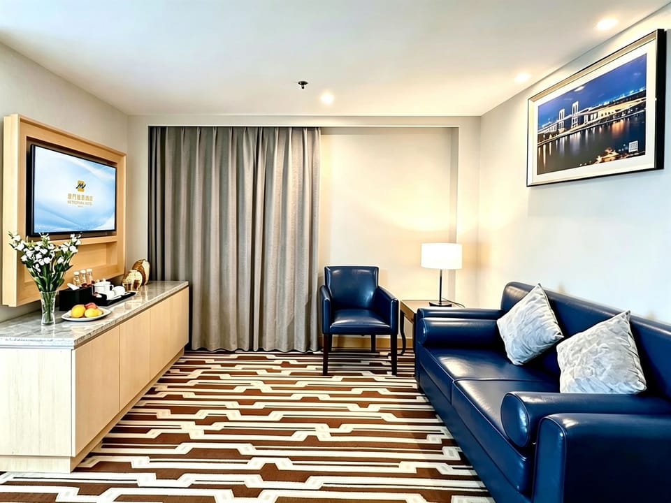 Family Deluxe Room | Down comforters, minibar, in-room safe, desk
