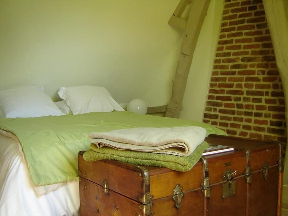 Comfort Cottage, Ensuite (Gite cottage d'hamicourt) | View from property