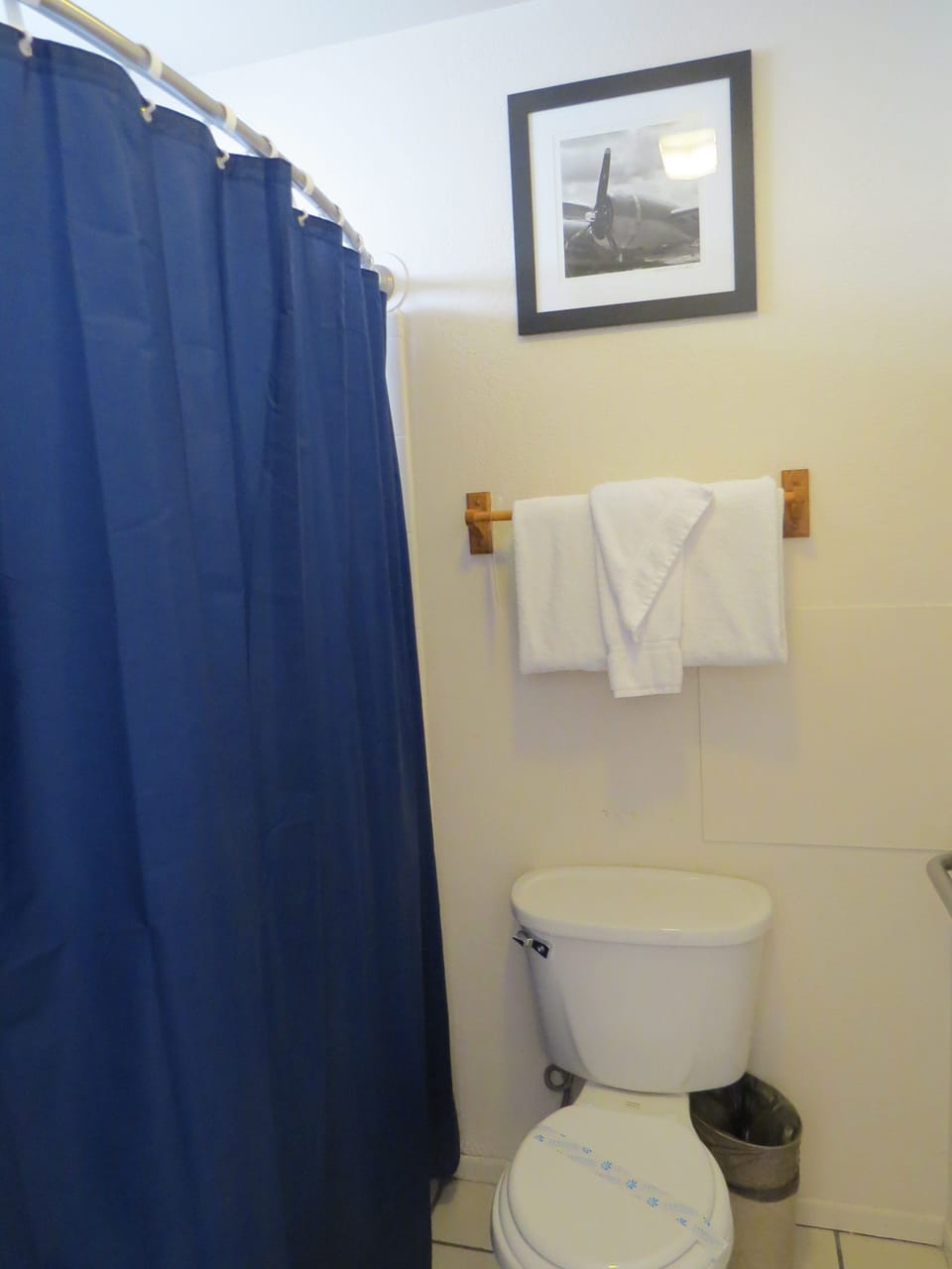 Basic Room, 1 Bedroom | Bathroom | Shower, hair dryer, towels, soap