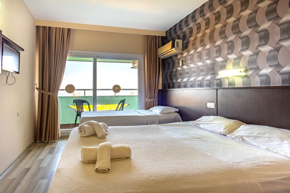 Standard Room, Mountain View | Premium bedding, minibar, iron/ironing board, free WiFi