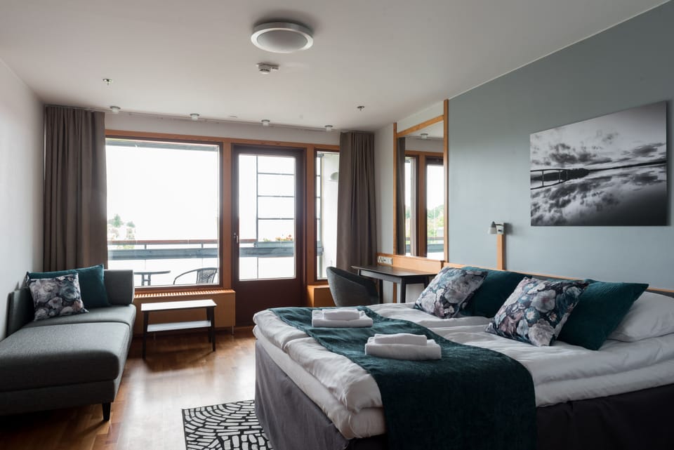 Superior Double Room, Non Smoking, Park View | Memory foam beds, desk, laptop workspace, blackout drapes