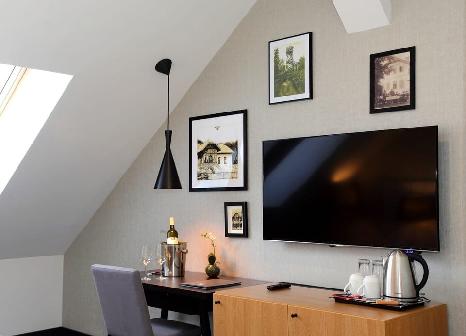 Family Room (hotel AVANA) | Coffee and/or coffee maker