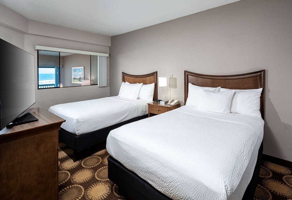 Pillowtop beds, in-room safe, desk, laptop workspace