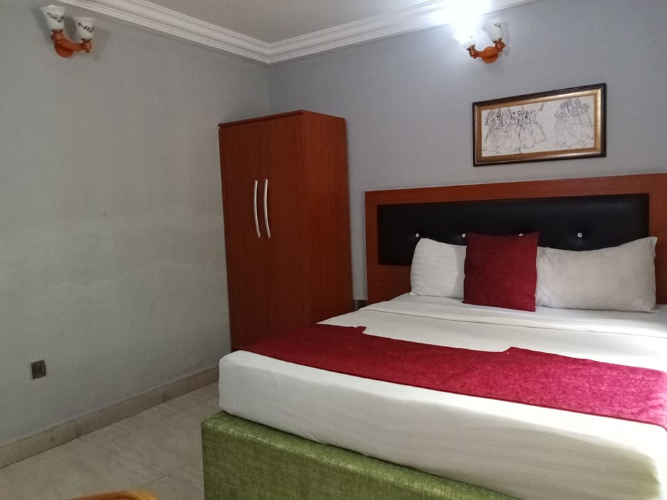 Business Executive Room