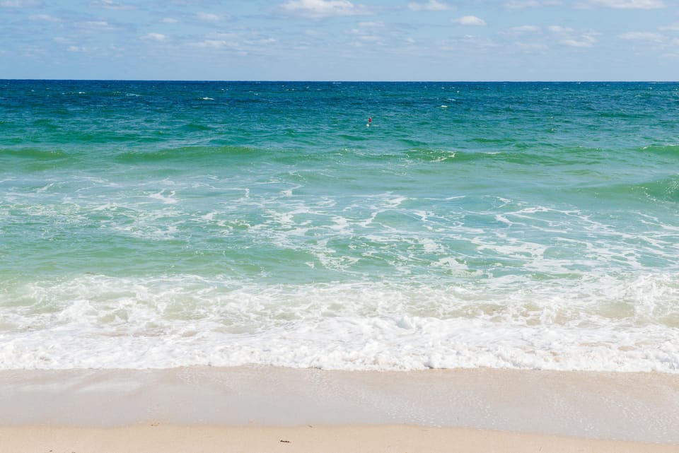 Beach nearby, sun loungers, beach umbrellas, beach towels