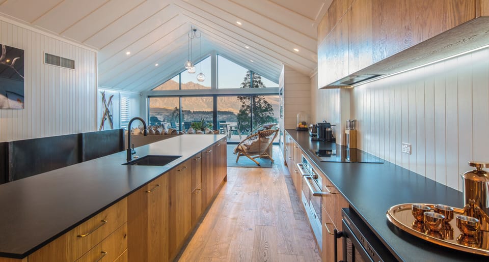 Luxury 4 Bedroom Villa | Private kitchen | Full-size fridge, microwave, oven, stovetop