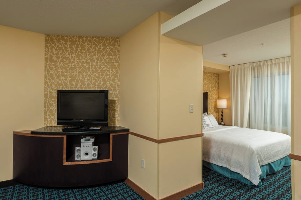 In-room safe, desk, laptop workspace, blackout drapes