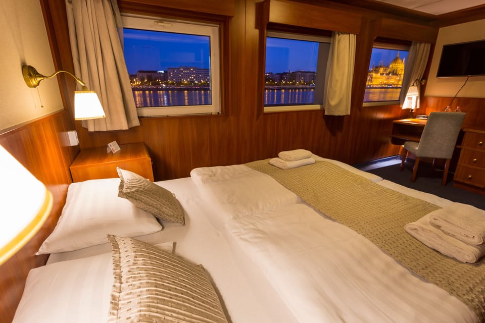 Standard Cabin, 1 Queen Bed, River View | View from room