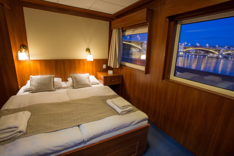 Standard Cabin, 1 Queen Bed, River View | View from room