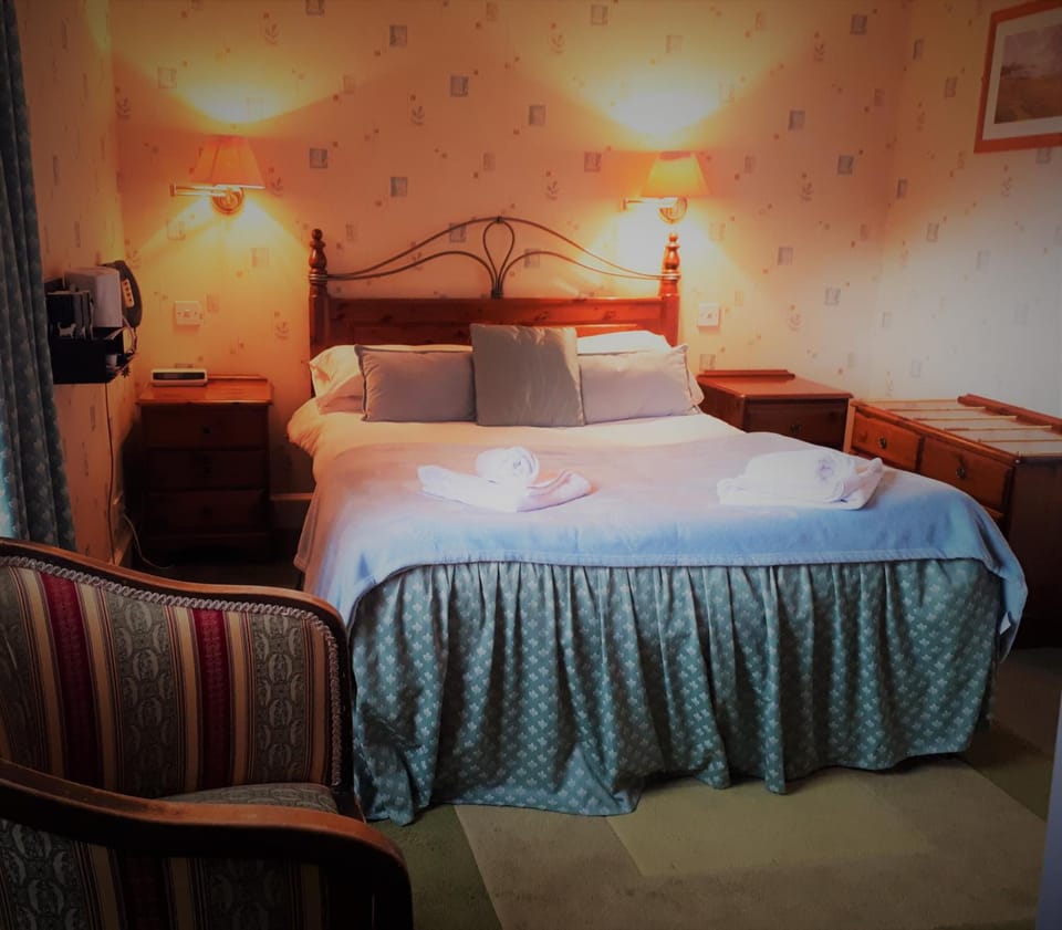 In-room safe, free cribs/infant beds, rollaway beds, free WiFi