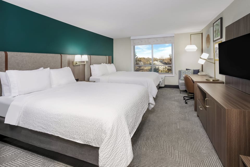 Premium bedding, pillowtop beds, in-room safe, desk