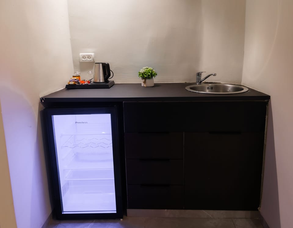 Fridge
