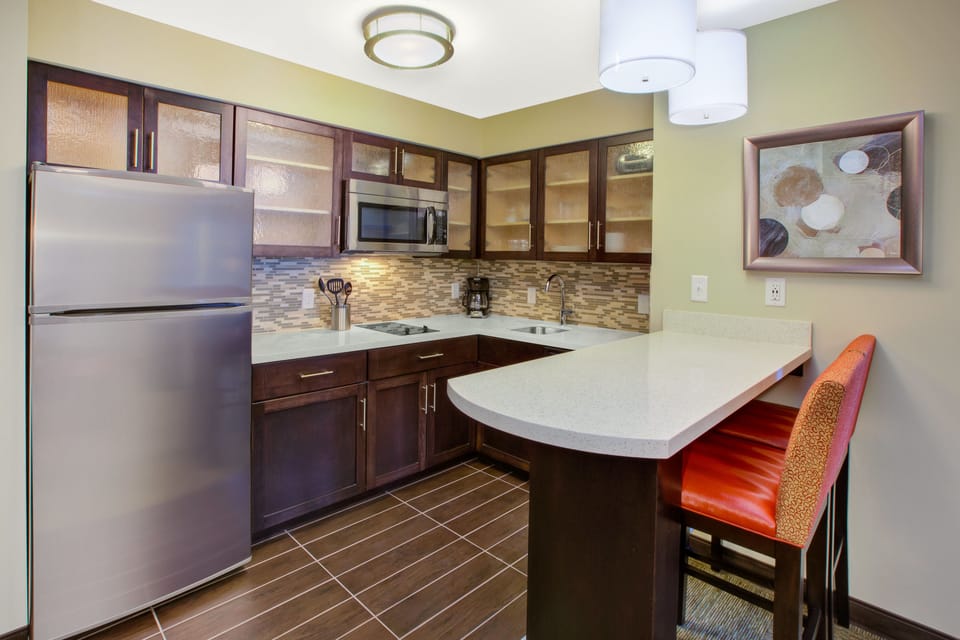 Full-size fridge, microwave, coffee/tea maker