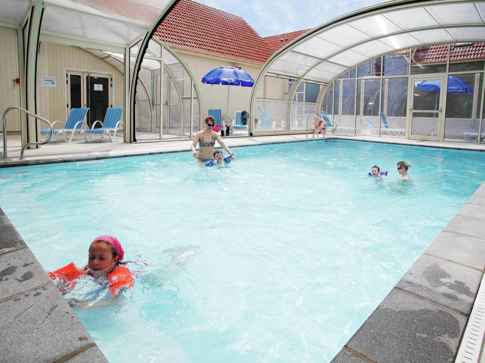 Holiday Home Swimming Pool