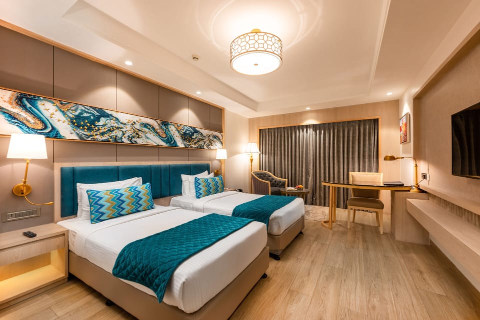 Executive Room (Elegant Dark Wood Finish) | Egyptian cotton sheets, premium bedding, down comforters