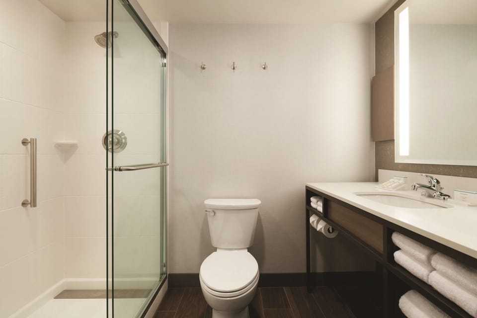Bathroom shower