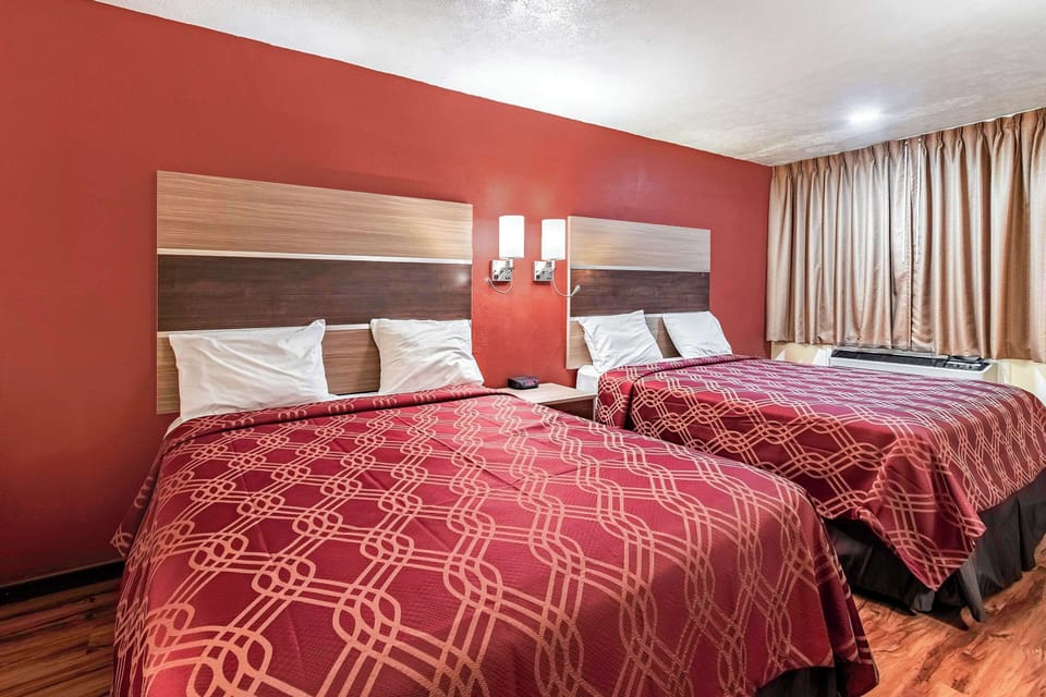 Standard Double Room, 2 Double Beds, Non Smoking | Blackout drapes, free WiFi, bed sheets