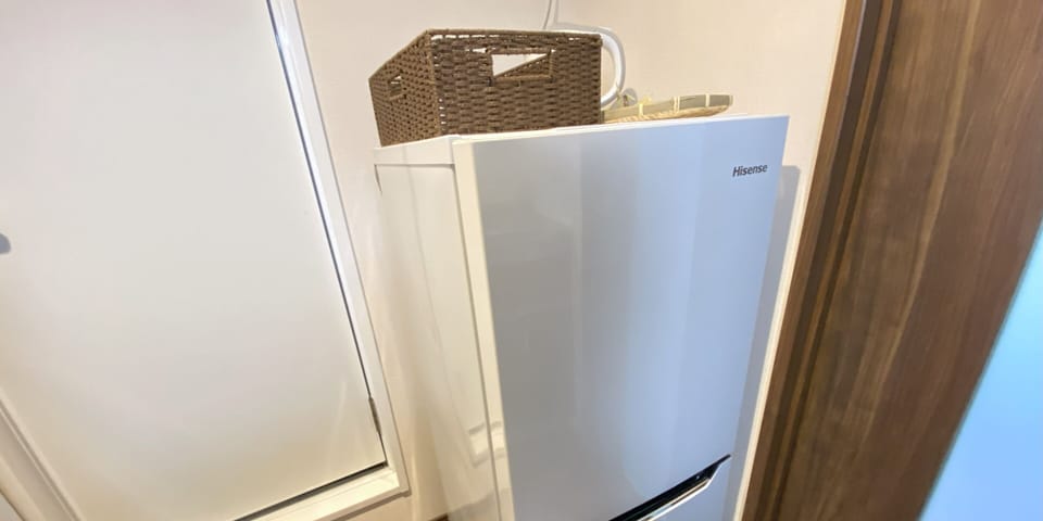 Mini-refrigerator