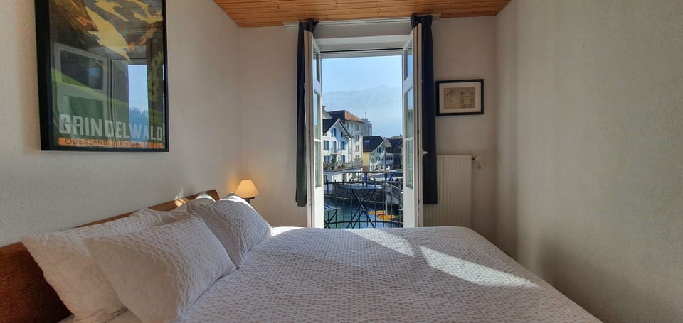Romantic Double Room, Non Smoking, Balcony (2) | Hypo-allergenic bedding, free WiFi, bed sheets