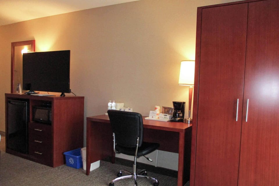 Premium bedding, individually furnished, desk, laptop workspace