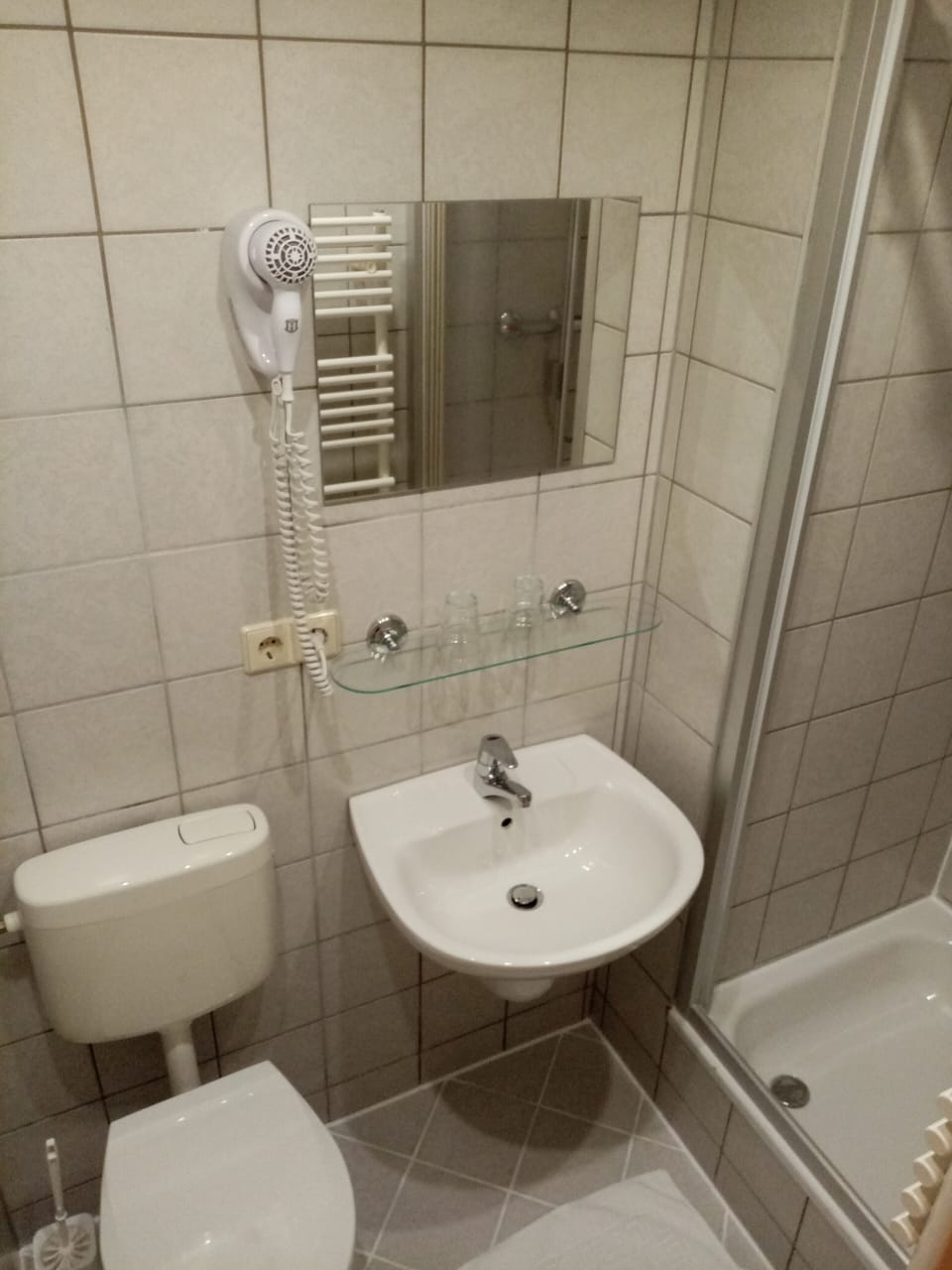 Basic Double Room, Ensuite