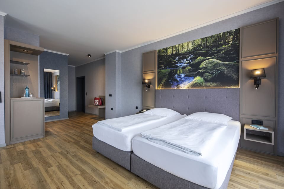 Comfort Family Room | Hypo-allergenic bedding, in-room safe, individually furnished, desk