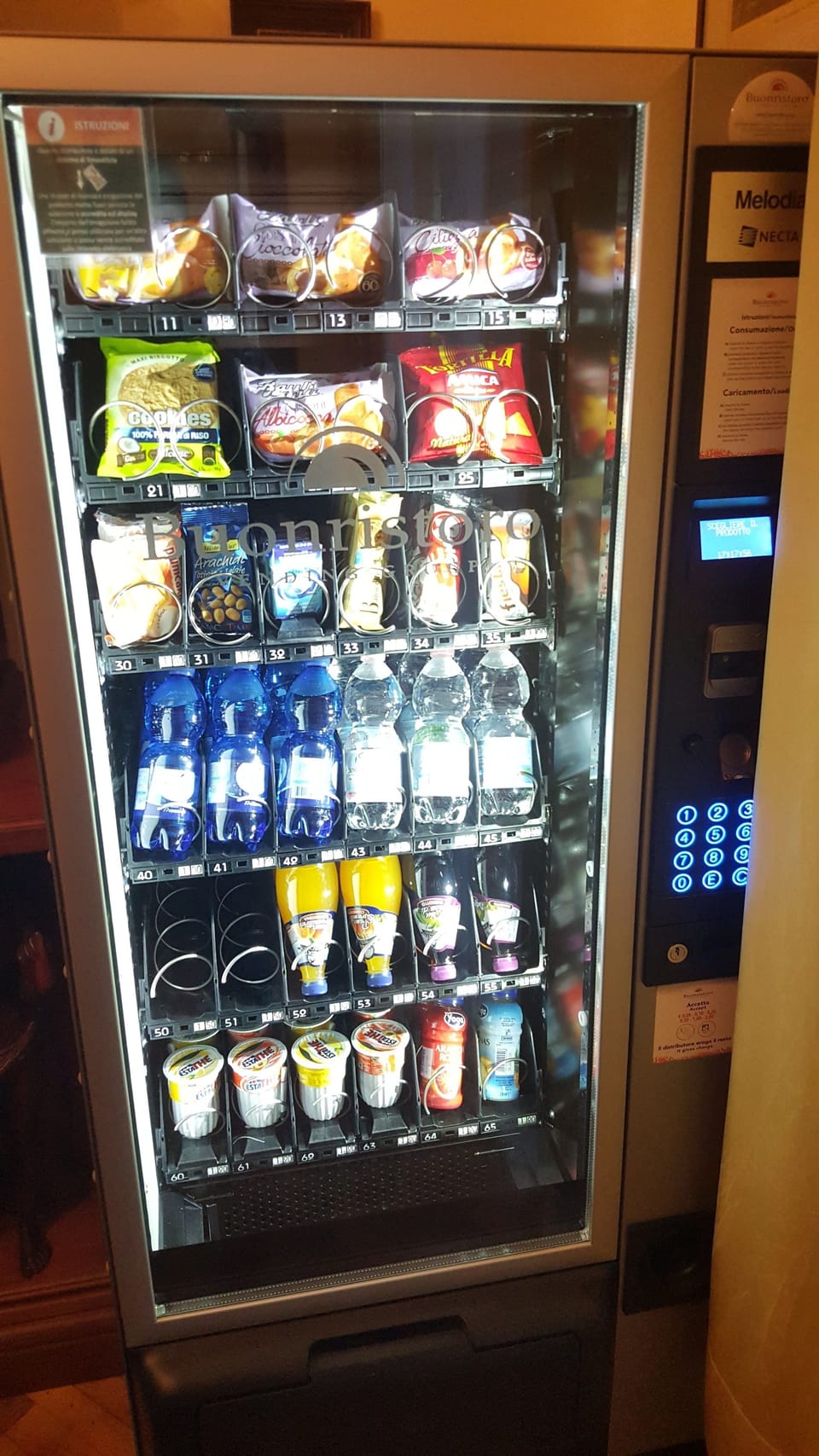 Vending machine