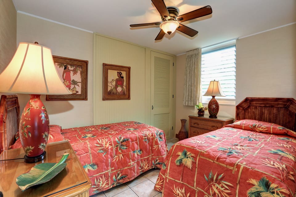 Condo, 2 Bedrooms | 2 bedrooms, iron/ironing board, WiFi (free)