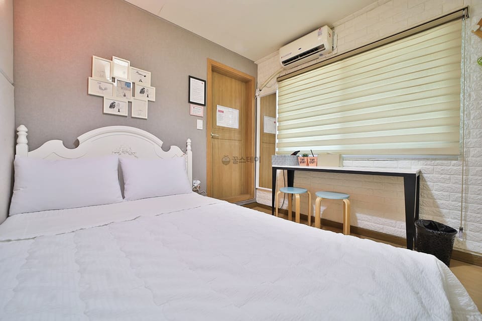 Standard Double Room, Private Bathroom [Must notify check-in time to Hotel] | Individually decorated, individually furnished, desk, laptop workspace