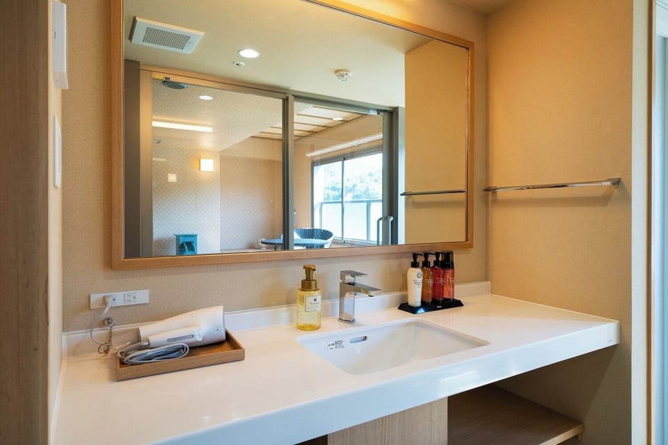 Sansuikan: Japanese-Style Room with Private Open-Air Bath (4F) | In-room safe, WiFi (free), bed sheets