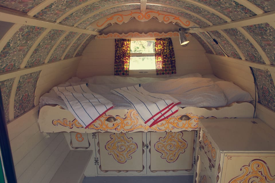 Double Room, Shared Bathroom | In-room safe, individually decorated, individually furnished, bed sheets