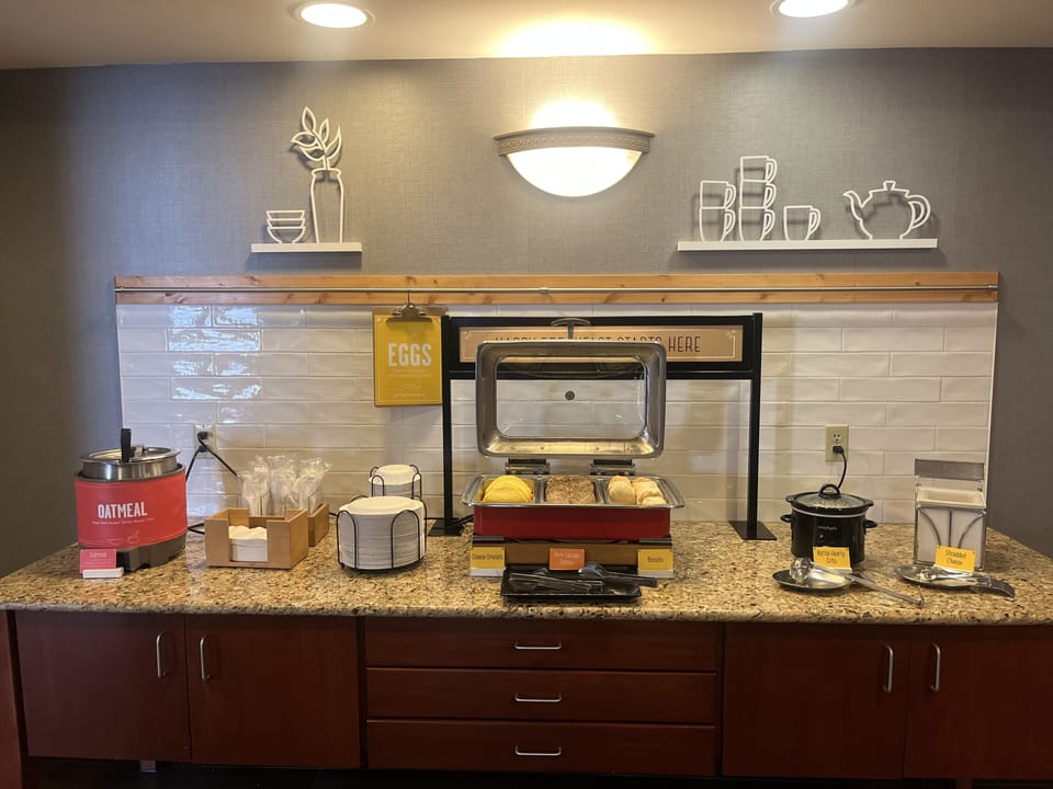 Free daily buffet breakfast
