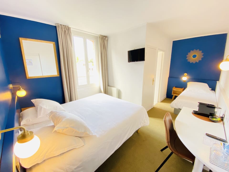 Standard Triple Room | Premium bedding, desk, blackout drapes, soundproofing