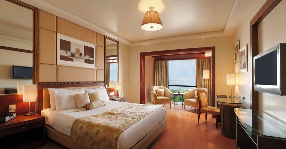 Minibar, in-room safe, desk, blackout drapes