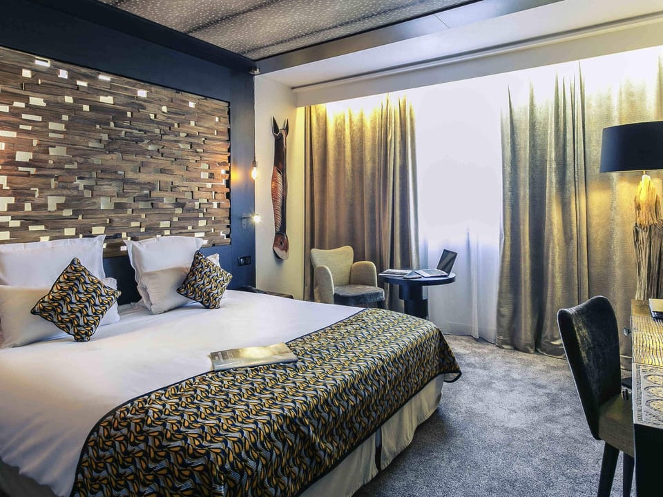 Hypo-allergenic bedding available, minibar, in-room safe, desk
