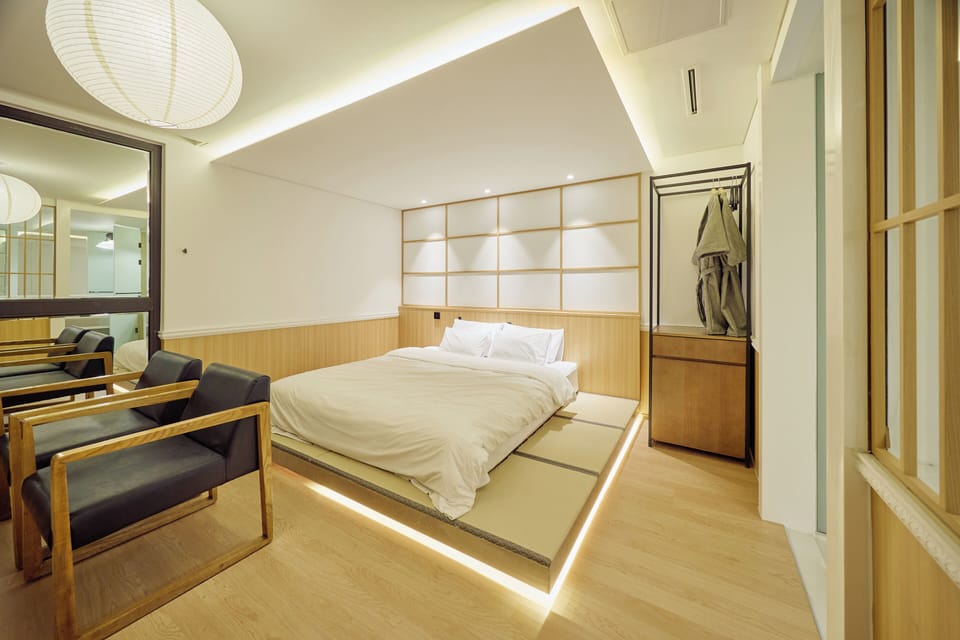 Ryokan Room | Premium bedding, down comforters, individually furnished, desk