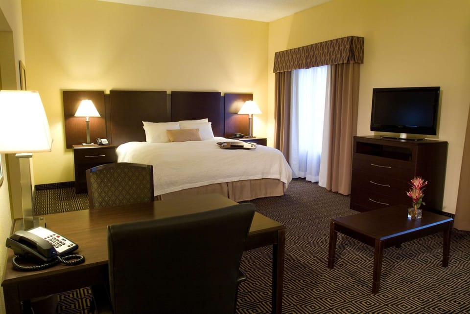 In-room safe, iron/ironing board, free WiFi, bed sheets
