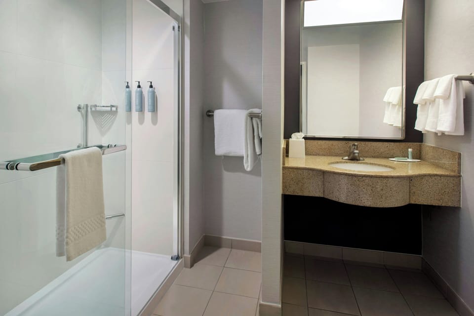Hair dryer, towels