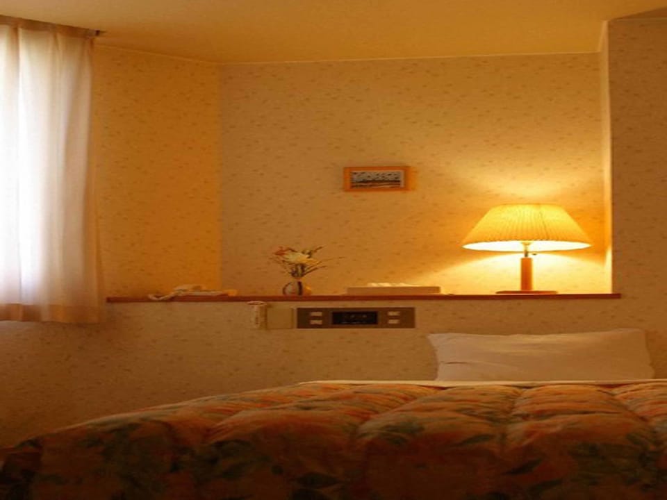 Main Building Single Room | Desk, WiFi (free), bed sheets