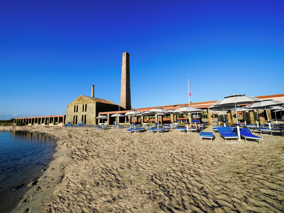 Private beach, sun loungers, beach umbrellas, beach towels