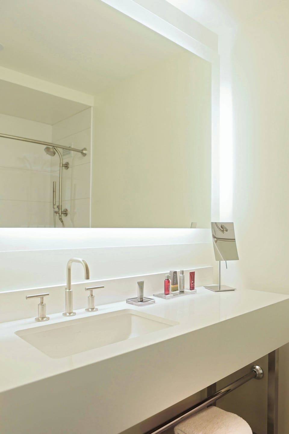 Combined shower/tub, eco-friendly toiletries, hair dryer, towels