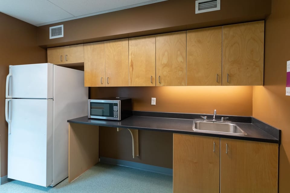 Full-size fridge, microwave