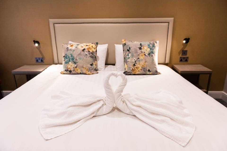Individually furnished, desk, blackout drapes, free WiFi
