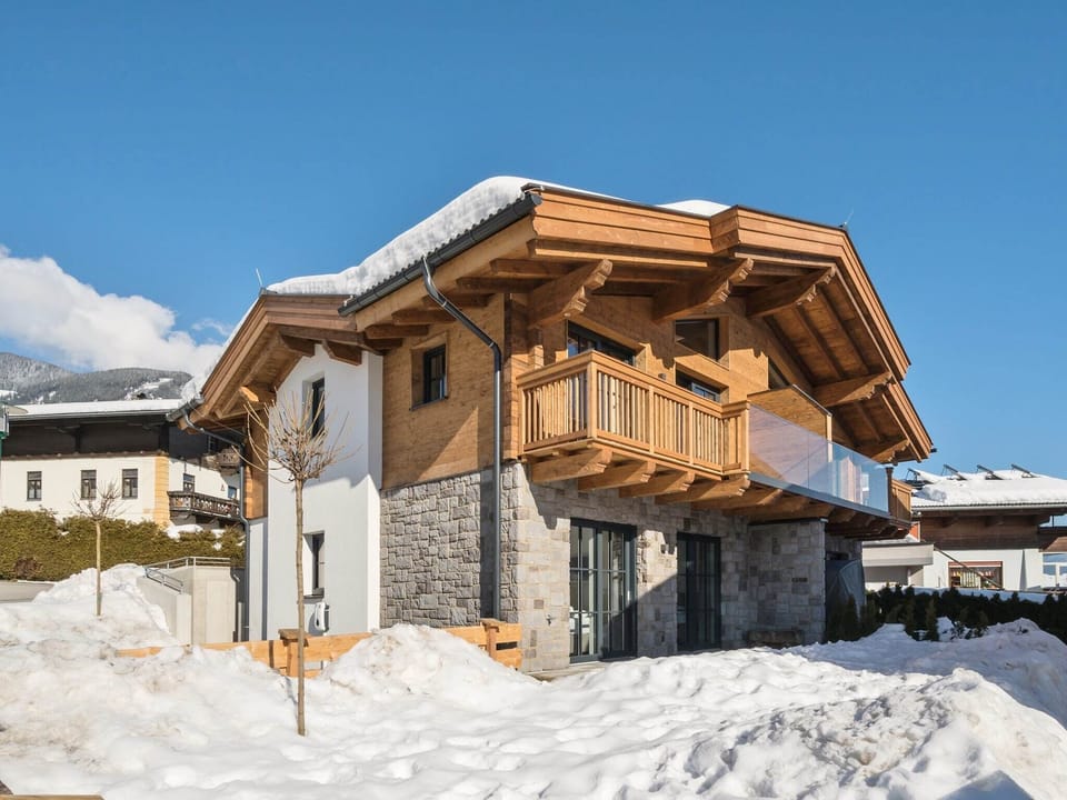 Holiday Home Exterior [winter]